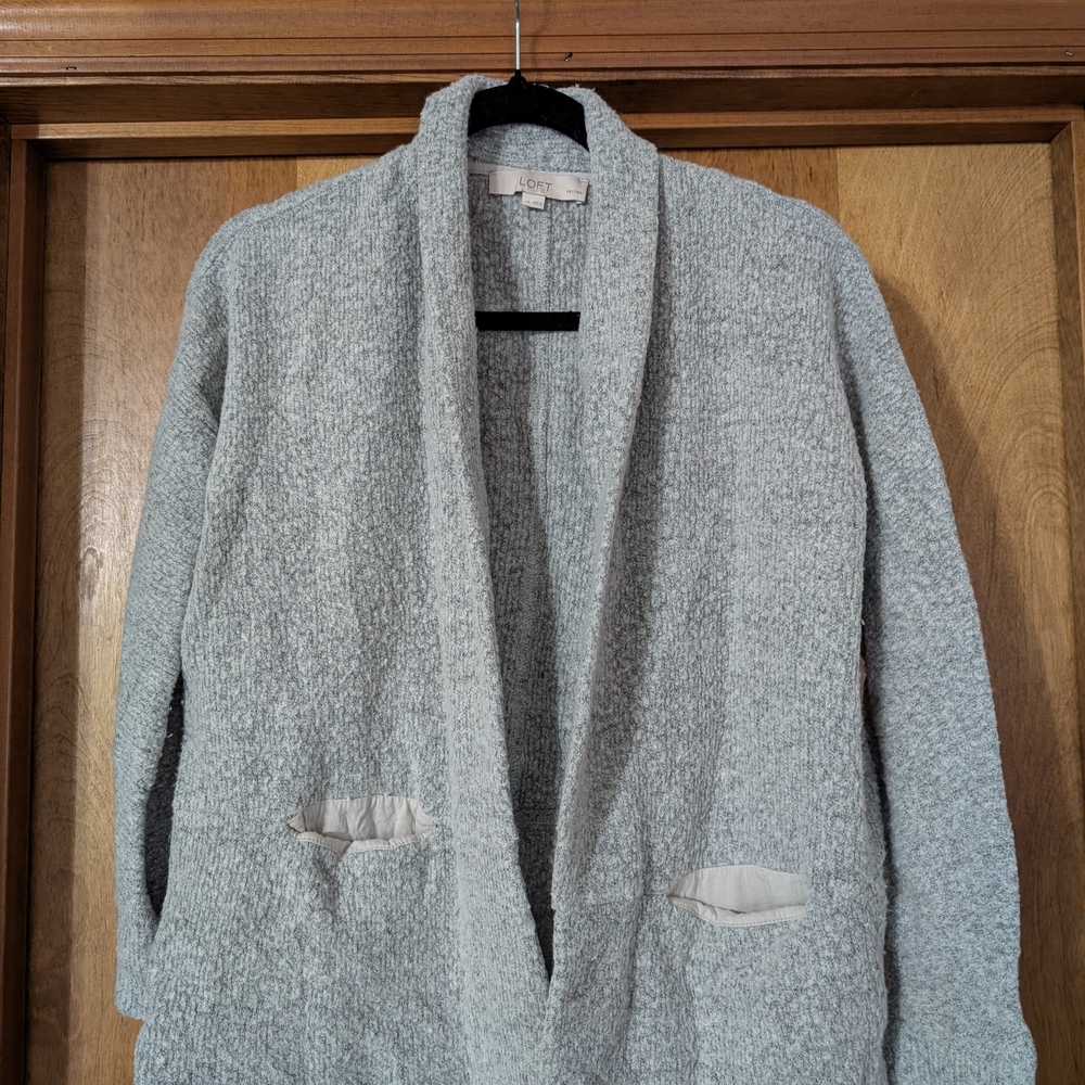 Ann Taylor LOFT Boucle Knit Pocket Cardigan Sweater  - Gray - Small Petite (SP)